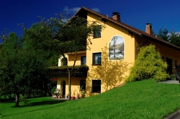 Unser Haus im Sommer